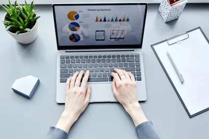 A Agência de Marketing Digital que Transforma Desafios em Oportunidades